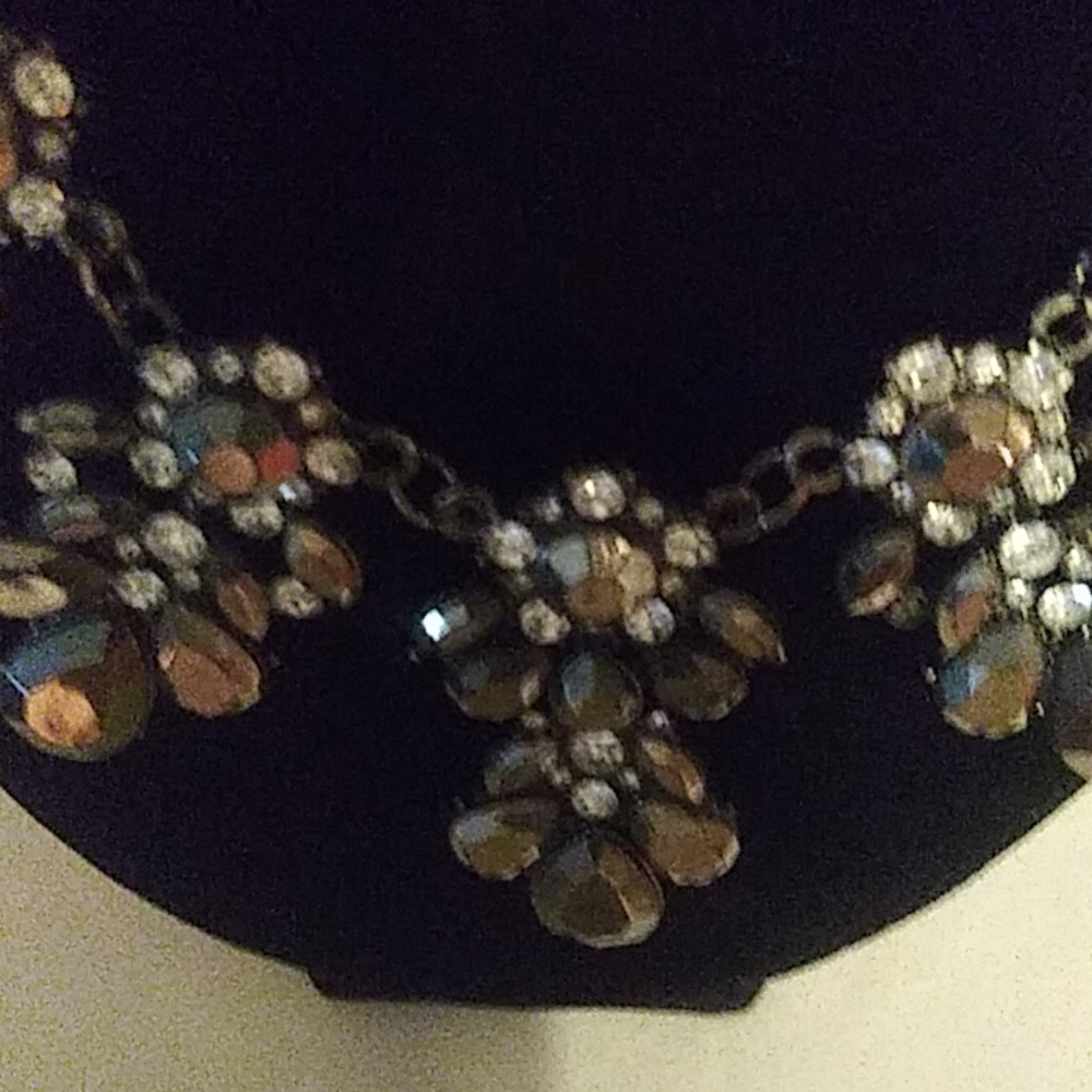 Necklace - Picture 3 of 3